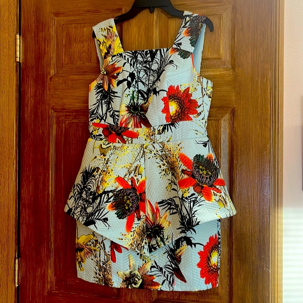 Dress new without tags